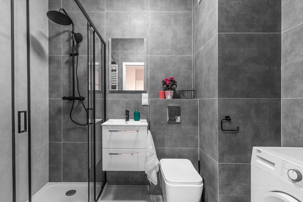 Apartamenty Homely Place Centrum - Stary Rynek - Parking Poznan Exterior foto