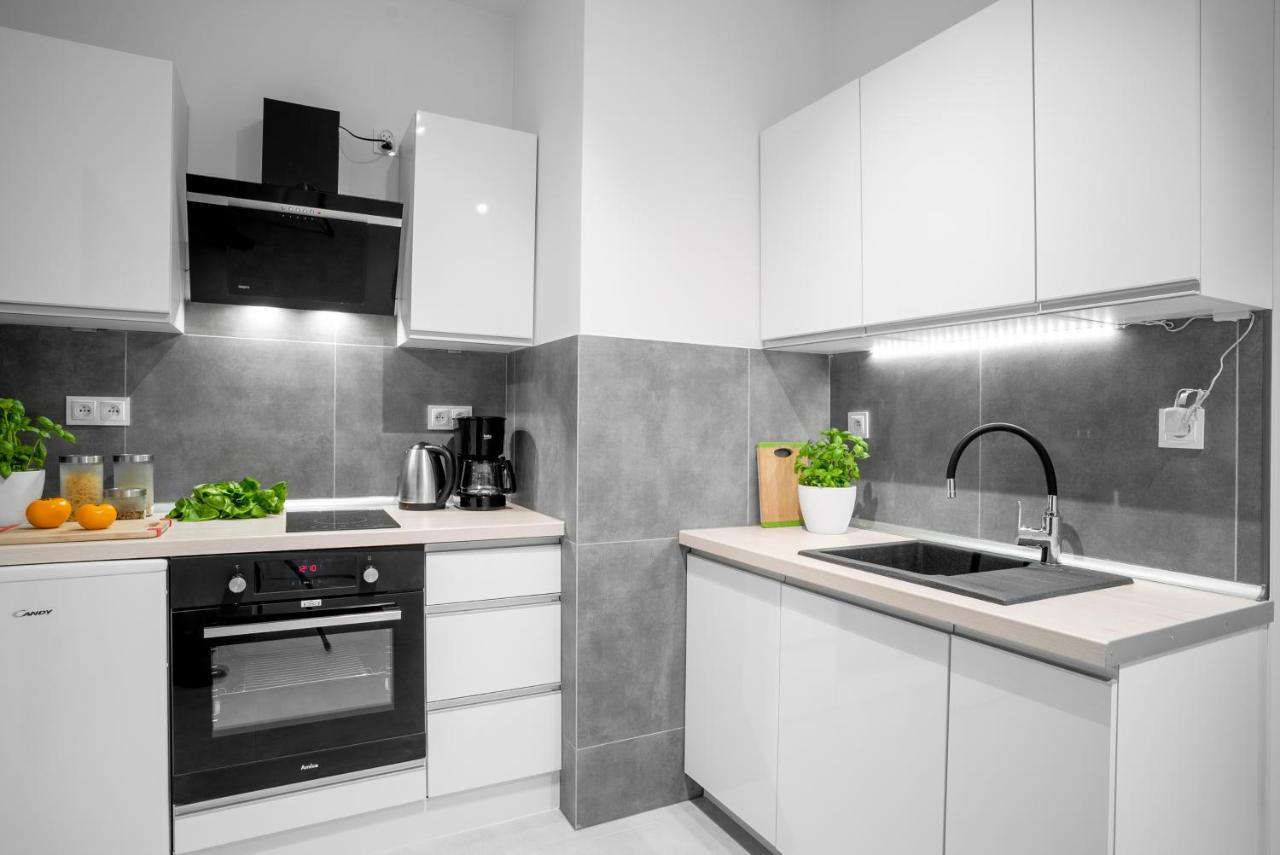 Apartamenty Homely Place Centrum - Stary Rynek - Parking Poznan Exterior foto