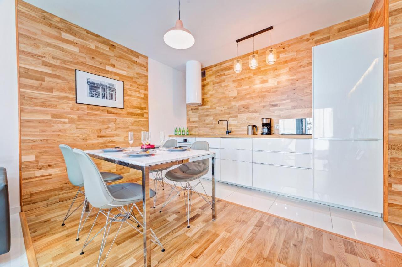 Apartamenty Homely Place Centrum - Stary Rynek - Parking Poznan Exterior foto