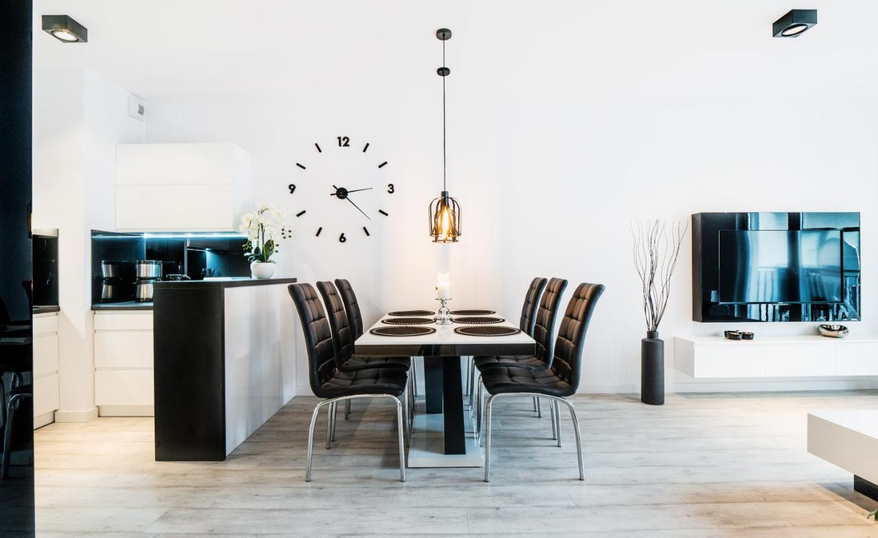 Apartamenty Homely Place Centrum - Stary Rynek - Parking Poznan Exterior foto